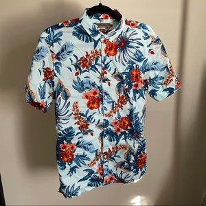 Printed short sleeve shirt